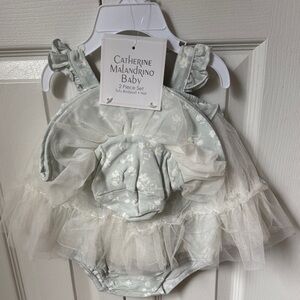 Catherine Malandrino Baby Tulle Bodysuit and Hat Set - Soft Green